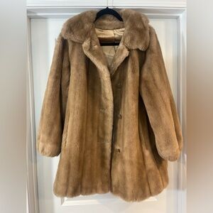 Grandella ll Vintage Faux Mink Fur Coat Beige Styled Classic Hollywood Glam